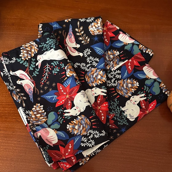 Vera Bradley Other - Vera Bradley set of Christmas Napkins